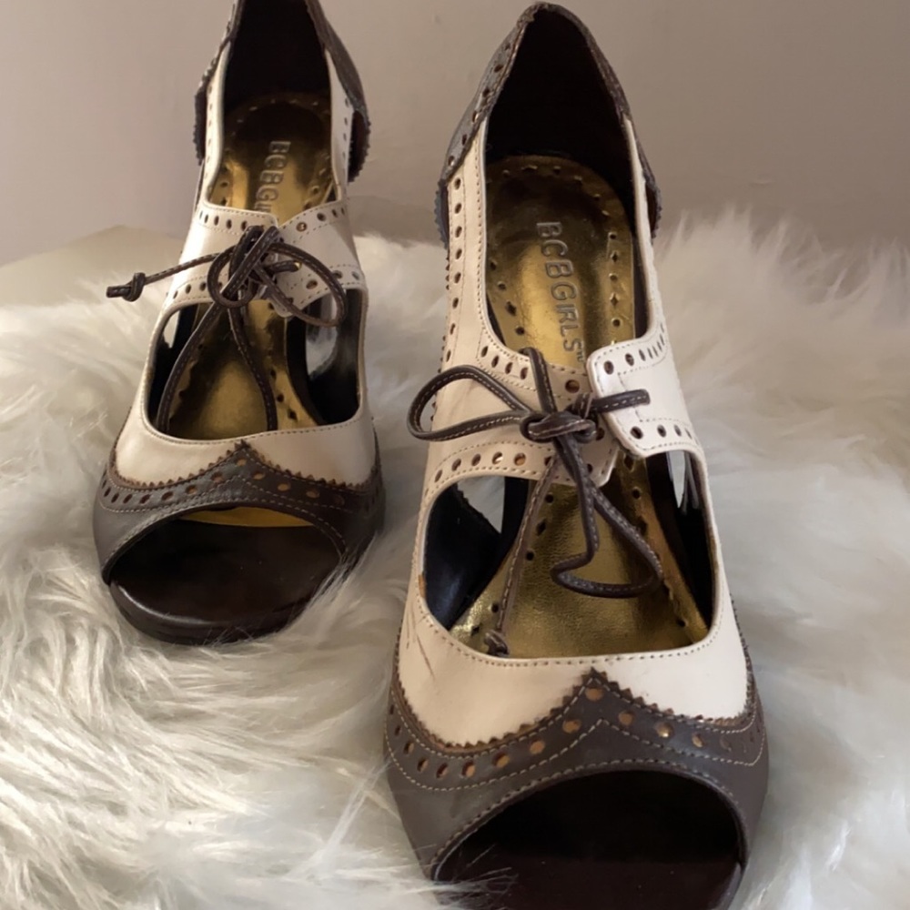 BCBG girls office heals